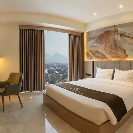 Redliving Apartemen Premium Exclusive Seturan Yogyakarta Eksteriør billede